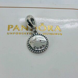 ✨🔥Pandora Cuba Map Charm S925 Silver with box